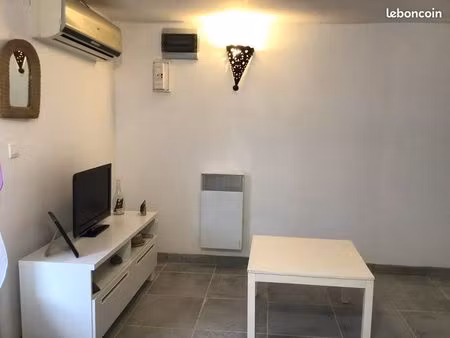 studio meublé 22 m2 avec parking aix-en-provence