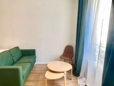 grand studio meublé batignolles