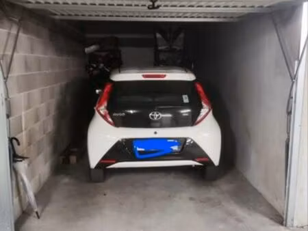 location box 125 euros/ mois cc limite croix rousse - caluire