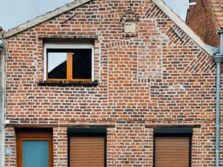 à louer – charmante maison rénovée à maing