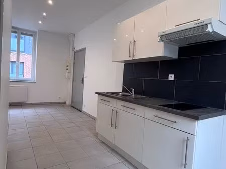 studio t1 rénové ( beaumonts )