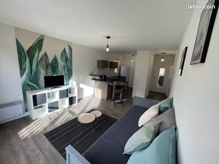 studio meublé 30m2 avec cave + parking étampes