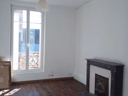 grand f2 centre ville