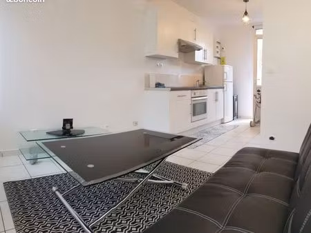 charmante maison meublee 32m2  mezières sur seine  dispo en juin