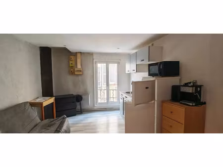 location meublée appartement 1 pièce 19 m² à saint-maximin-la-sainte-baume (83470)  460 €