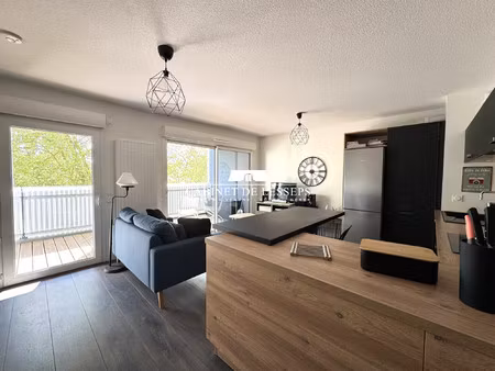 t2 anglet - vue bois