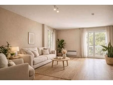 avignon intra muros appartement t4 83m² ascenseur balcons