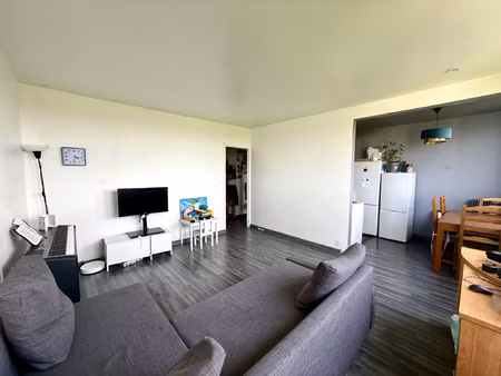 appartement 2 pièces avec parking  cave proche rer b  futur