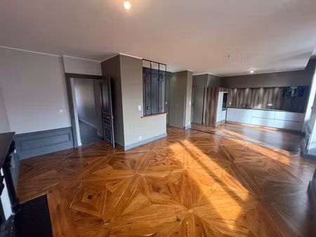 vente appartement 4 pièces 78 m² massiac (15500)