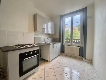 appartement t2 non meublé - proche cours fauriel - 46 m2