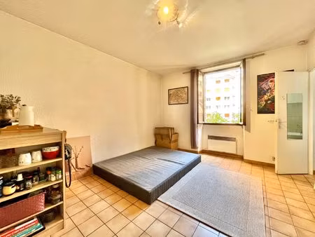 annecy courier studio 22m²