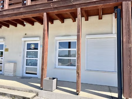 local commercial loué à vendre dans un immeuble récent - idé