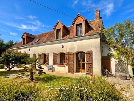 propriété à vendre en exclusivité avec 2 hectares  6 pièces  piscine  dépendances et pré é