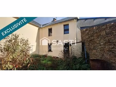 maison de ville avec petit jardin