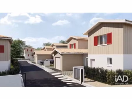 maison à sallebœuf (33370)