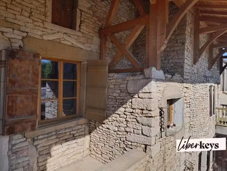 chardonnay 71700 - maison en pierre - 101.5 m² habitable - combles - caves - atelier - jar