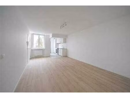 centre - appt 2 ch 100% rénové 2026 - 70m² - peb = b !