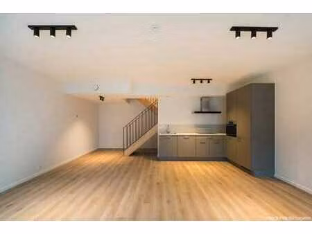 à proximité du shopping de woluwe et des grands axes