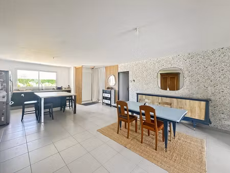 location maison 5 pièces 141.18 m² à bressols (82710)  1 670 €