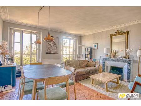 versailles notre-dame appartement 4 pièces en duplex de 93m² au sol situé au 3ème et derni