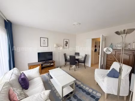 grand 2 pieces - 1 chambre