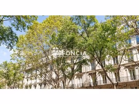 appartement familial de caractère avec balcon filant-4 pièces