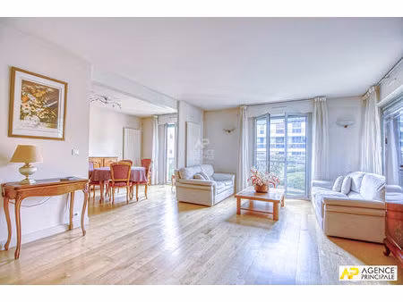 versailles glatigny - appartement 4 pièces 98 m² 1er étage avec ascenseur  balcon  cave et