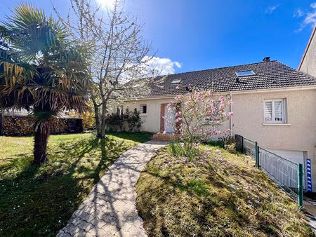 éragny-sur-oise : maison individuelle ! proche transports  écoles & commerces.