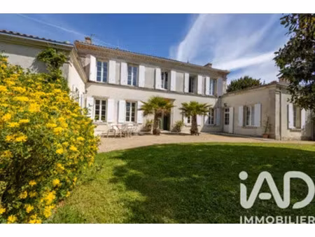 demeure à françois (79260)