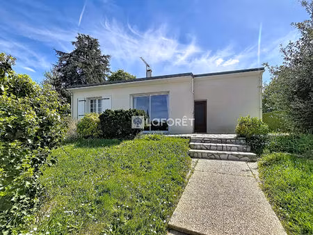 maison verruyes 3 chambres  plain pied jardin garage