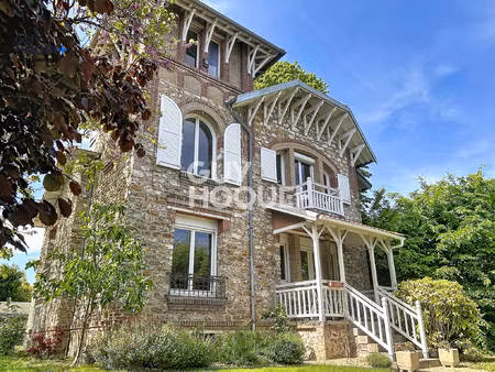 maison à vendre de 5 pièces de 144 00 m²