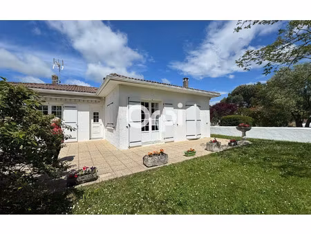 maison saint-sulpice-de-royan m² t-4 à vendre  263 700 €