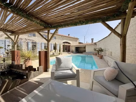 vente maison 6 pièces 298 m² à haimps (17160)  299 990 €