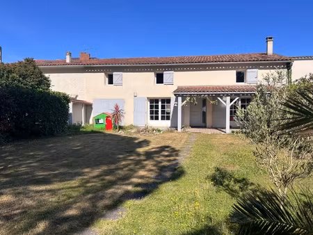 maison à vendre 7 pièces meschers sur gironde (17)