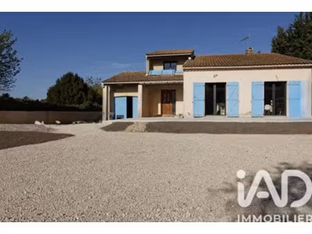 maison à velleron (84740)