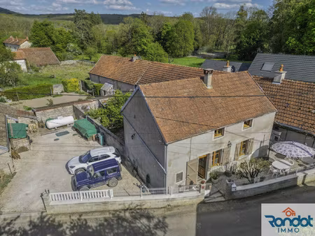 maison 4 pièces/2 chambres 84 m2 terrain 291 m2