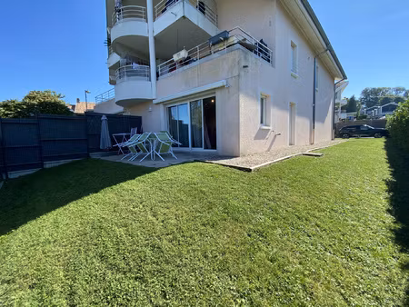 corzent - f2 meublé en rez de jardin avec belle vue lac