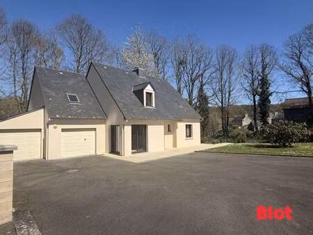 location maison à saint-germain-en-coglès (35133) : à louer / 141m² saint-germain-en-coglè