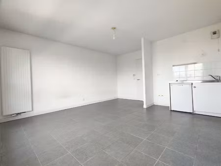 appartement 1 pièce - 28 m²