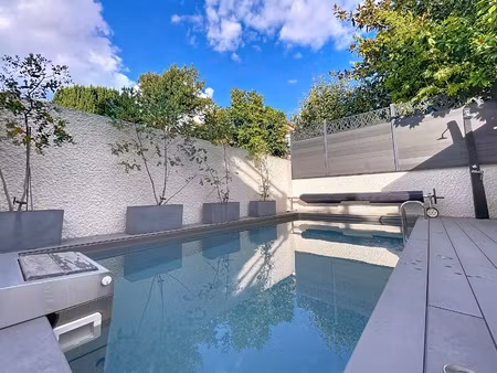 maison 6 pièces - 194 m²