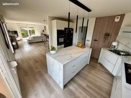 rare à serre-les-sapins: maison familiale de 198 m2 - 5 chambres - calme & espace