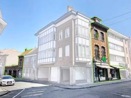 immeuble mixte avec rez-de-chaussée commercial  appartement 