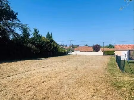 terrain constructible 1200 m2