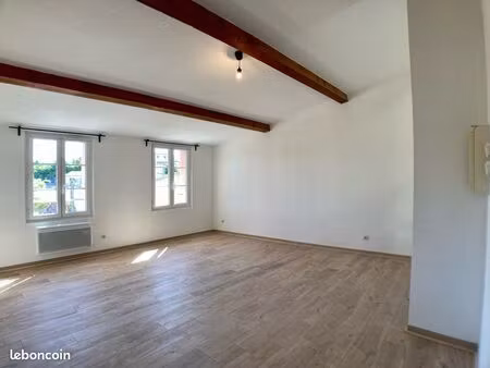 location t2 50m2 montbazin