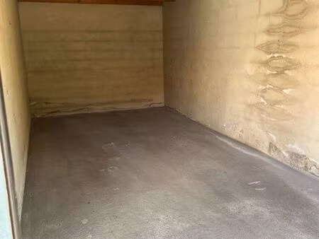 garage à louer
