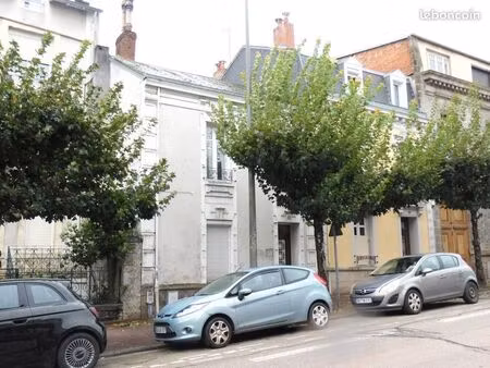 immeuble 6 pièces 169 m²