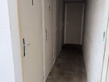 ? box de stockage 2m² sécurisé à lyon 8 - venissieux