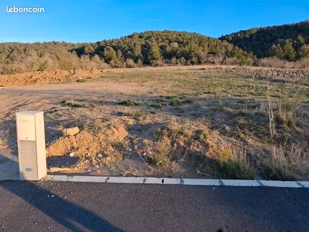 magnifique terrain constructible viabilisé