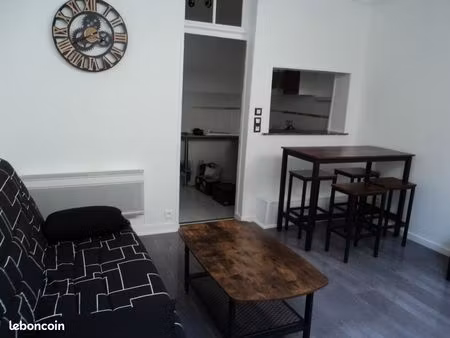 loue f2 38 m² quartier saint anne 570+20 de charges