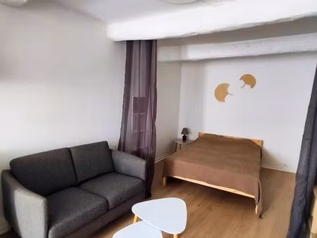 studio meublé climatisé 30 m²